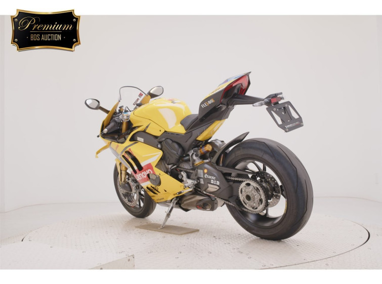 Мотоцикл Ducati PANIGALE V4 с пробегом 700 km с пробегом 700 km