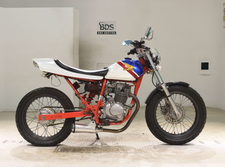 Мотоцикл Honda FTR223 с пробегом 7631 km