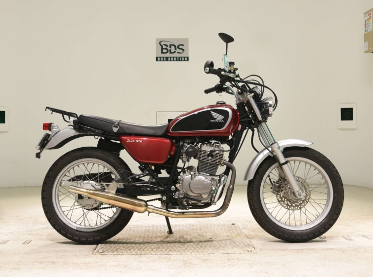 Мотоцикл Honda CB223S с пробегом 10370 km
