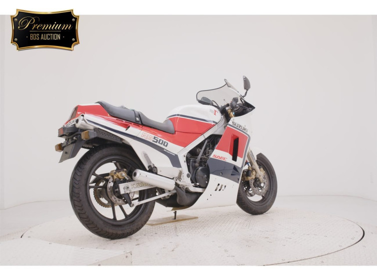 Мотоцикл Suzuki RG500 GAMMA с пробегом 20546 km с пробегом 20546 km