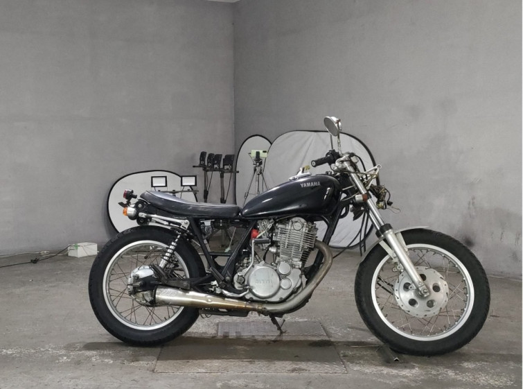 Мотоцикл Yamaha SR400 з пробігом 11098 km