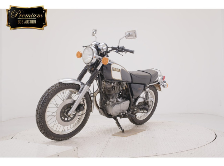 Мотоцикл Yamaha SR500 з пробігом 1430 km з пробігом 1430 km