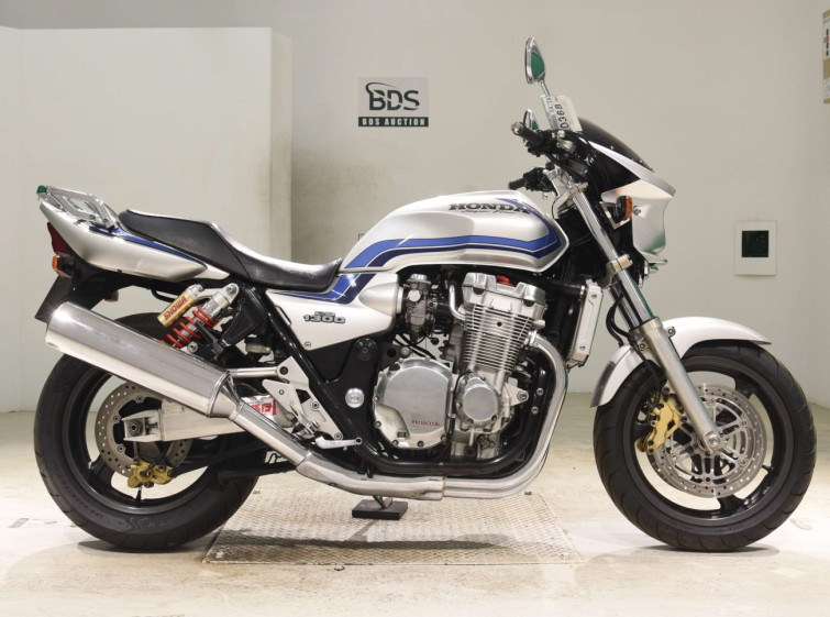 Мотоцикл Honda CB1300SF з пробігом 55821 km