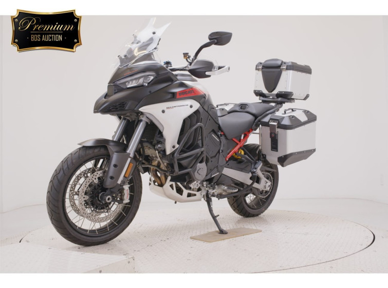Мотоцикл Ducati MULTISTRADA V4 з пробігом 860 km з пробігом 860 km
