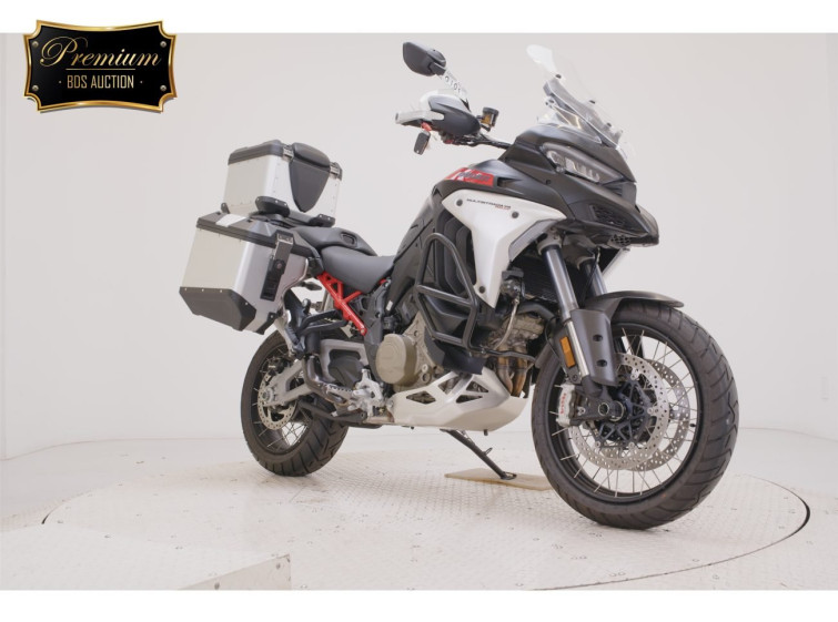 Мотоцикл Ducati MULTISTRADA V4 з пробігом 860 km з пробігом 860 km