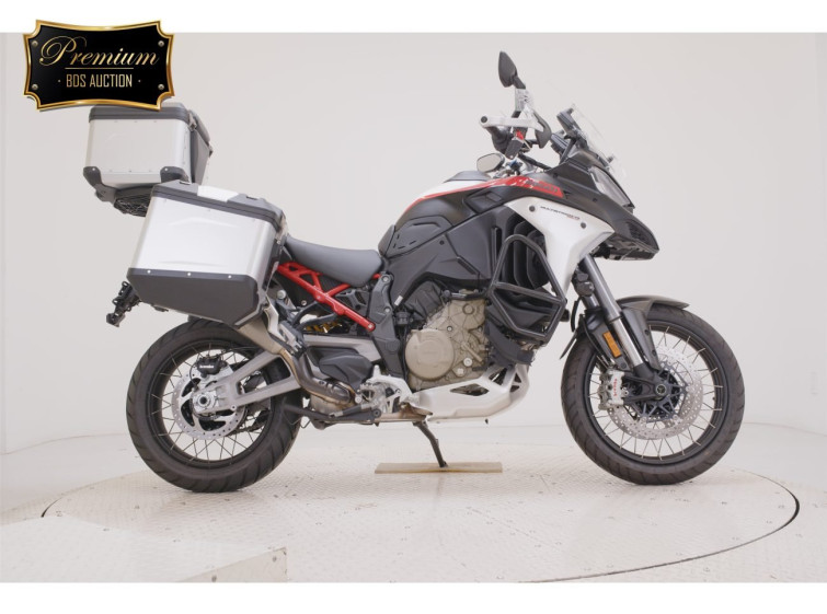 Мотоцикл Ducati MULTISTRADA V4 з пробігом 860 km з пробігом 860 km