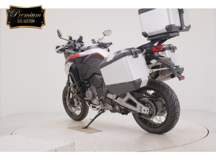Мотоцикл Ducati MULTISTRADA V4 з пробігом 860 km з пробігом 860 km