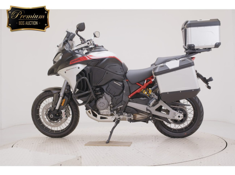 Мотоцикл Ducati MULTISTRADA V4 з пробігом 860 km з пробігом 860 km