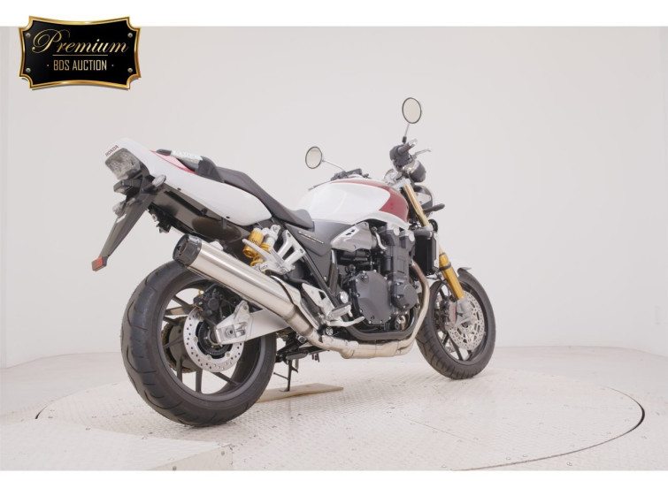 Мотоцикл Honda CB1300SF с пробегом 16 km с пробегом 16 km