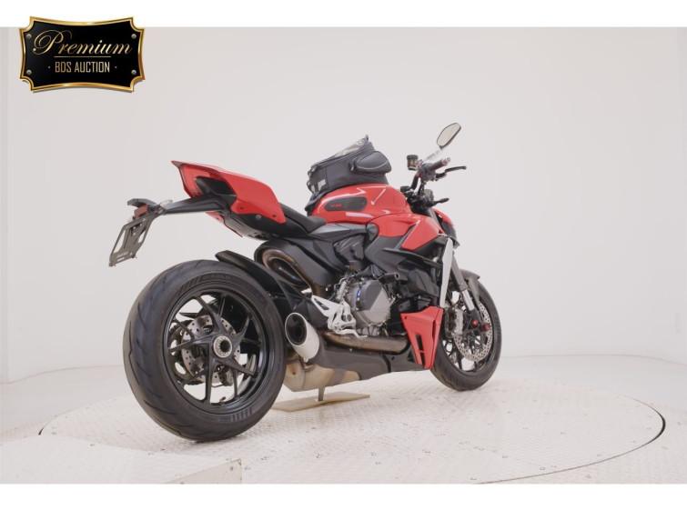 Мотоцикл Ducati STREET FIGHTER V2 с пробегом 7330 km с пробегом 7330 km