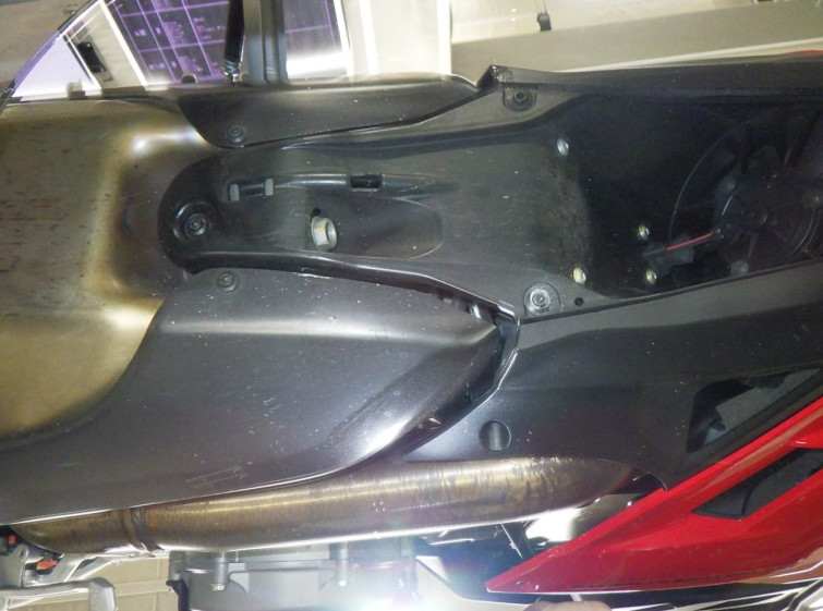 Мотоцикл Ducati STREET FIGHTER V2 с пробегом 7330 km с пробегом 7330 km