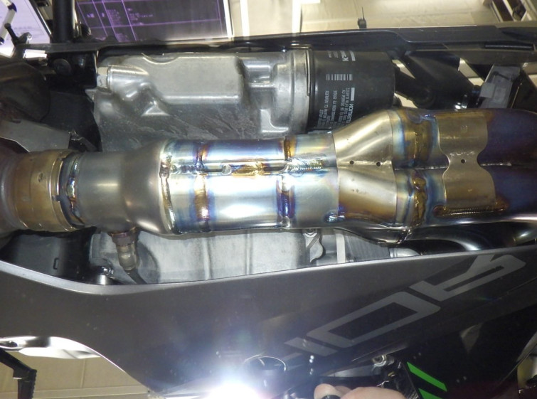 Мотоцикл Kawasaki NINJA ZX-10R с пробегом 3625 km с пробегом 3625 km