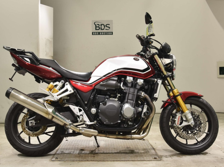 Мотоцикл Honda CB1300SF з пробігом 12178 km