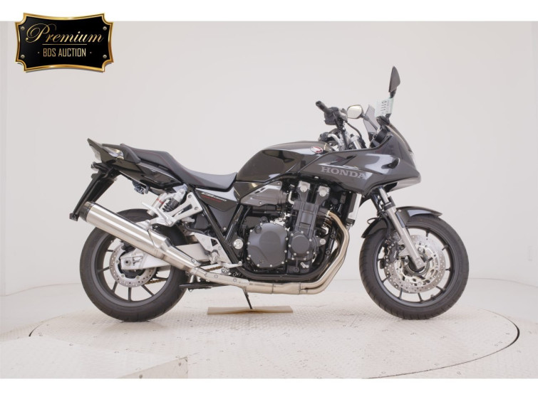 Мотоцикл Honda CB1300SF BOLDOR с пробегом 856 km с пробегом 856 km