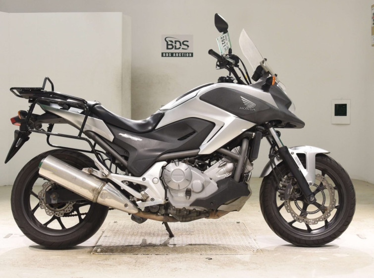 Мотоцикл Honda NC700XLDA с пробегом 91979 km