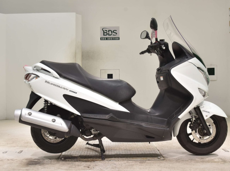 Мотоцикл Suzuki BURGMAN200A з пробігом 73496 km