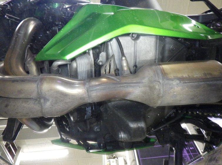 Мотоцикл Kawasaki Z H2 SE з пробігом 27270 km з пробігом 27270 km