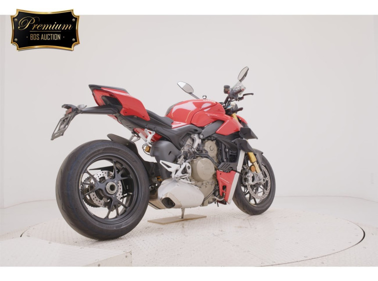 Мотоцикл Ducati STREET FIGHTER V4S с пробегом 7526 km с пробегом 7526 km