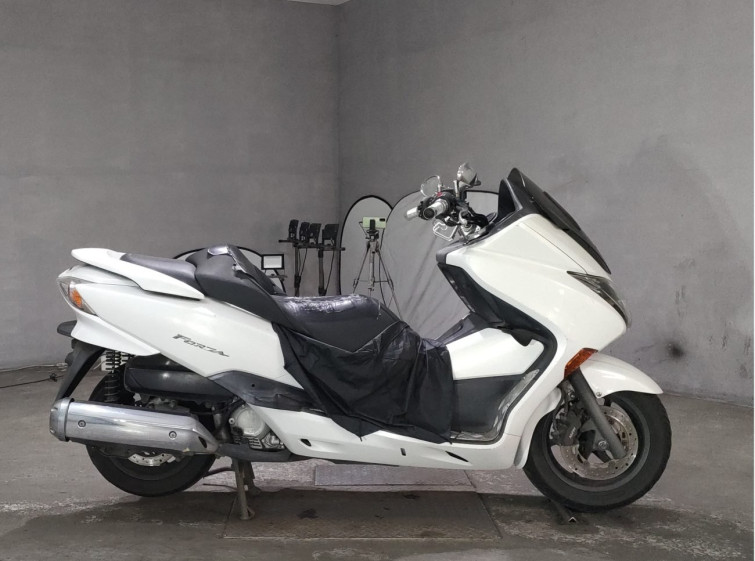 Мотоцикл Honda FORZA Z з пробігом 58410 km