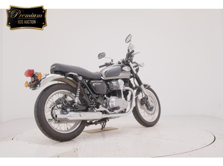 Мотоцикл Kawasaki W800 з пробігом 4116 km з пробігом 4116 km