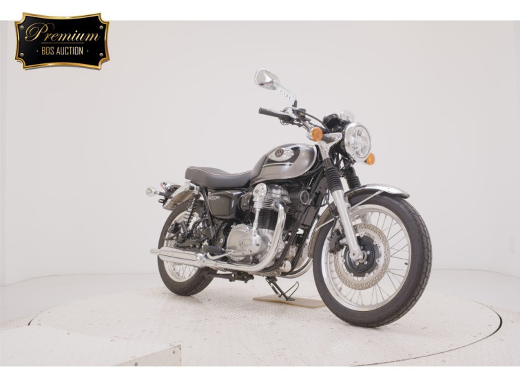 Мотоцикл Kawasaki W800 з пробігом 4116 km з пробігом 4116 km