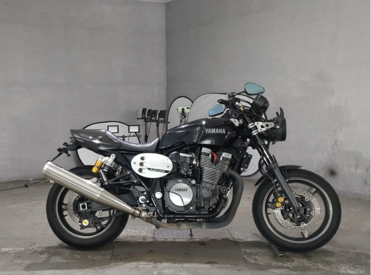 Мотоцикл Yamaha XJR1300C с пробегом 40644 km