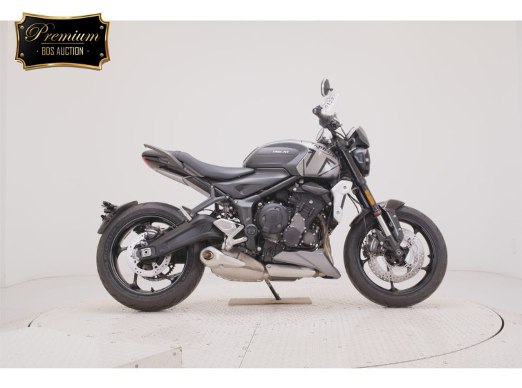 Мотоцикл Triumph TRIDENT660 з пробігом 5282 km з пробігом 5282 km