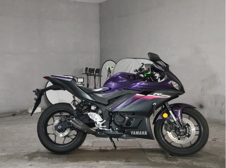 Мотоцикл Yamaha YZF-R25 з пробігом 8995 km