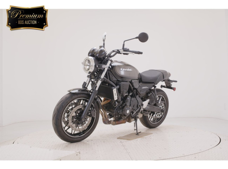 Мотоцикл Kawasaki Z650RS с пробегом 2200 km с пробегом 2200 km