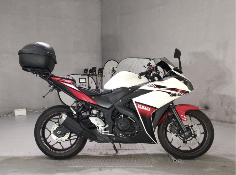 Мотоцикл Yamaha YZF-R3 з пробігом 10238 km