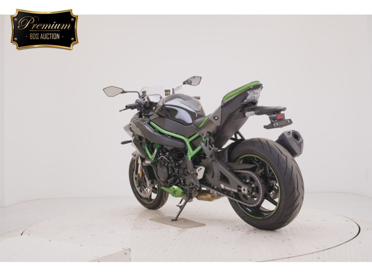 Мотоцикл Kawasaki Z H2 SE с пробегом 6447 km с пробегом 6447 km