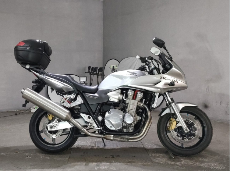 Мотоцикл Honda CB1300SF BOLDOR з пробігом 56790 km