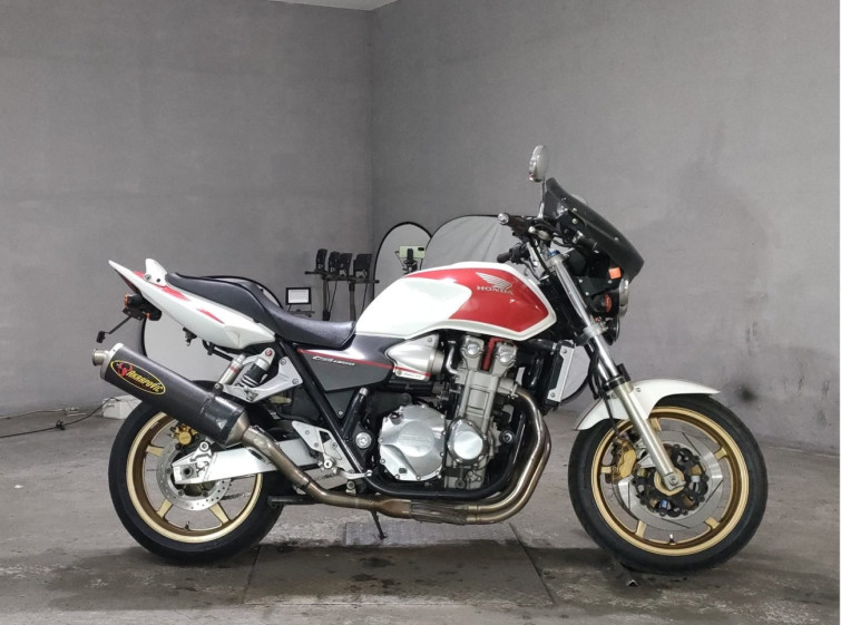 Мотоцикл Honda CB1300SF з пробігом 52529 km