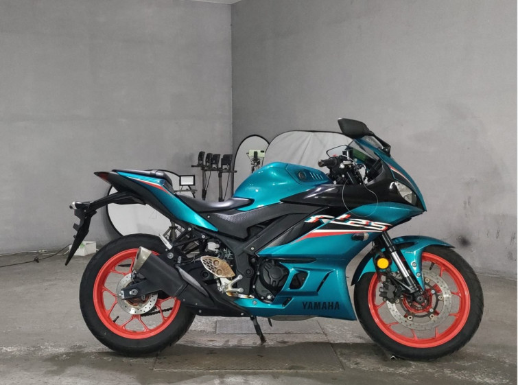 Мотоцикл Yamaha YZF-R25 з пробігом 5527 km