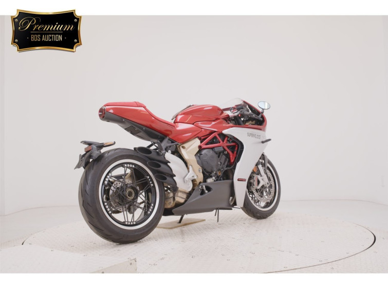Мотоцикл MV Agusta F3 з пробігом 4620 km з пробігом 4620 km
