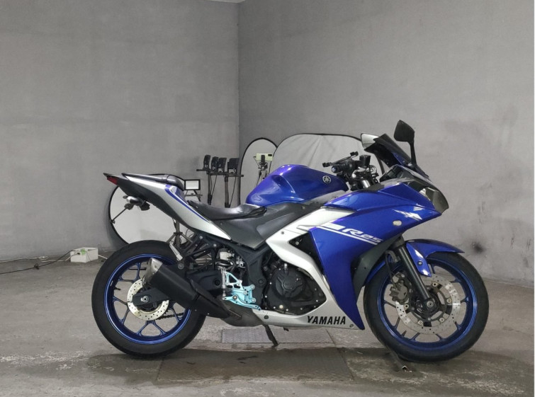 Мотоцикл Yamaha YZF-R25 з пробігом 38742 km