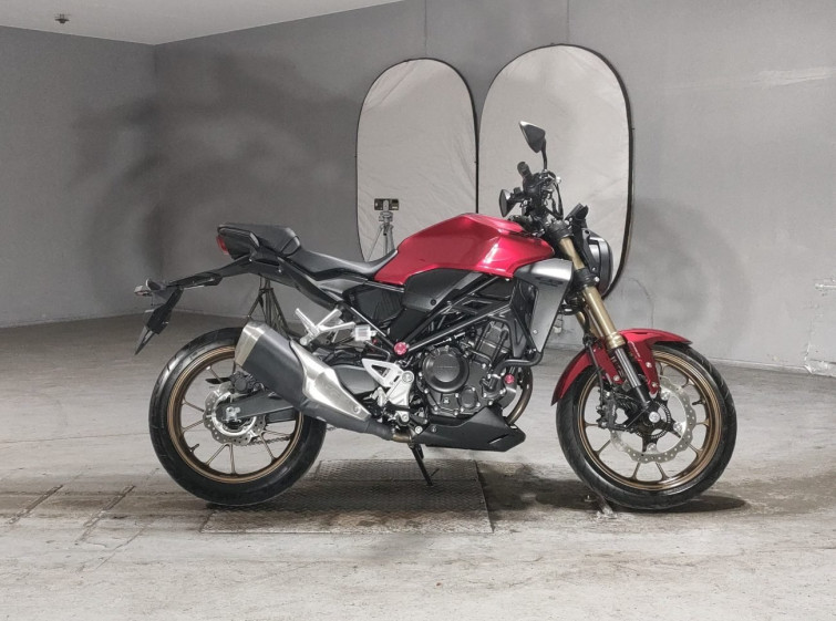Мотоцикл Honda CB250R с пробегом 4547 km