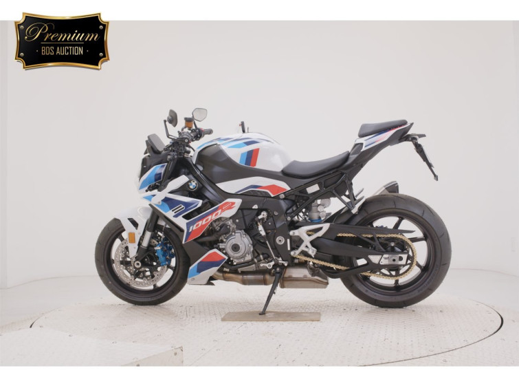 Мотоцикл BMW M1000R с пробегом 4 km с пробегом 4 km