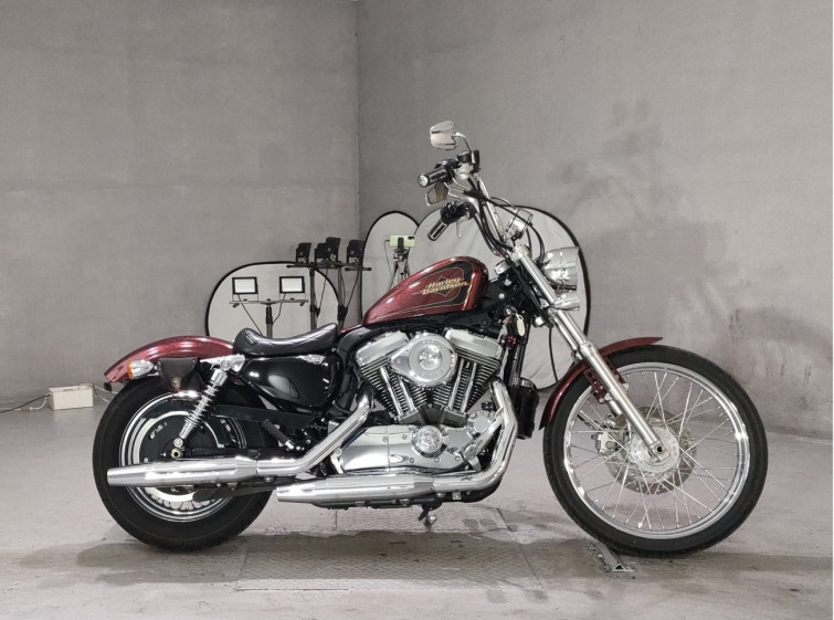 Мотоцикл HD SPORTSTER SEVENTY-TWO XL1200V с пробегом 10757 km