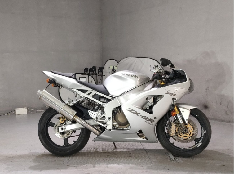 Мотоцикл Kawasaki ZX-6R с пробегом 26049 km