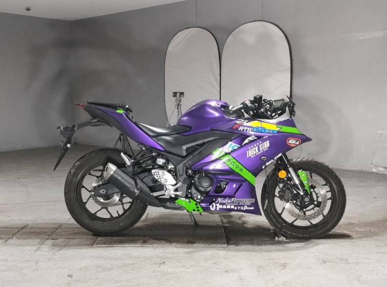 Мотоцикл Yamaha YZF-R25 з пробігом 6489 km