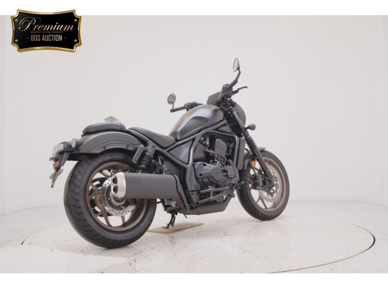 Мотоцикл Honda REBEL CMX1100 з пробігом 526 km з пробігом 526 km