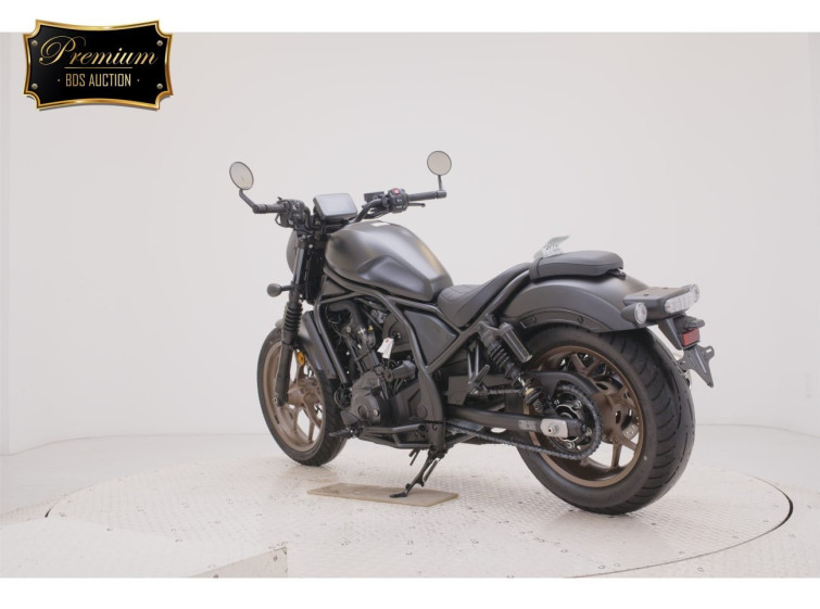 Мотоцикл Honda REBEL CMX1100 з пробігом 526 km з пробігом 526 km