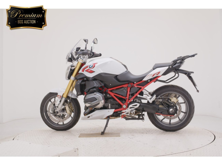 Мотоцикл BMW R1200R с пробегом 18799 km с пробегом 18799 km
