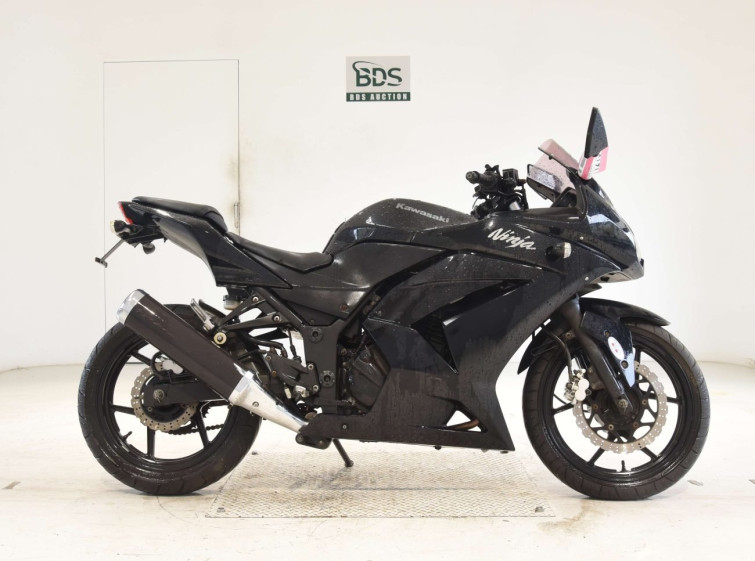 Мотоцикл Kawasaki NINJA250R с пробегом 22668 km