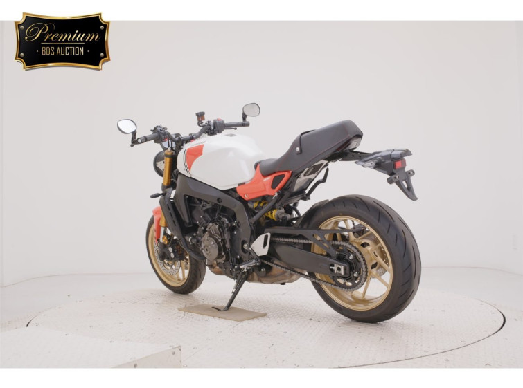 Мотоцикл Yamaha xsr900 gp з пробігом 2385 km з пробігом 2385 km