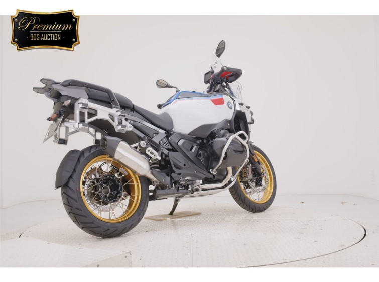 Мотоцикл BMW з пробігом 2 km з пробігом 2 km