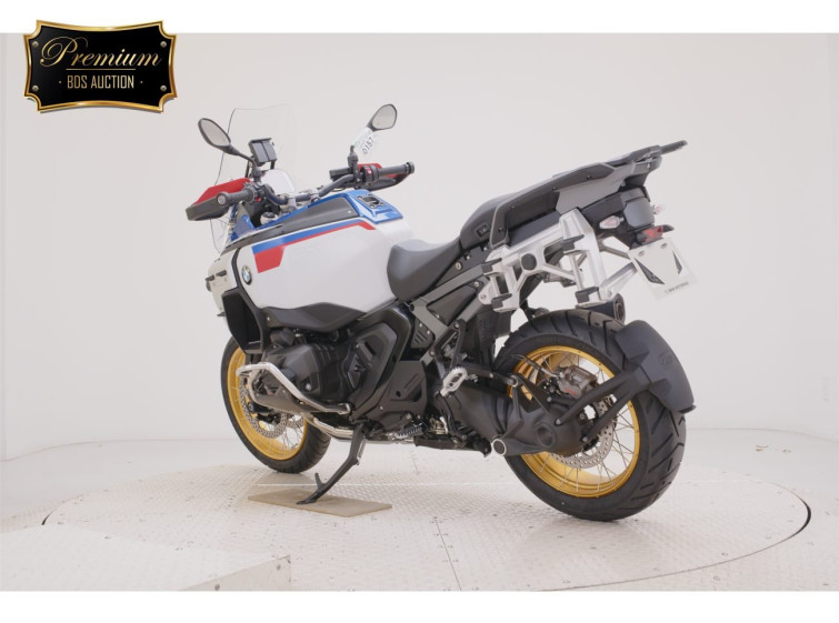 Мотоцикл BMW з пробігом 2 km з пробігом 2 km