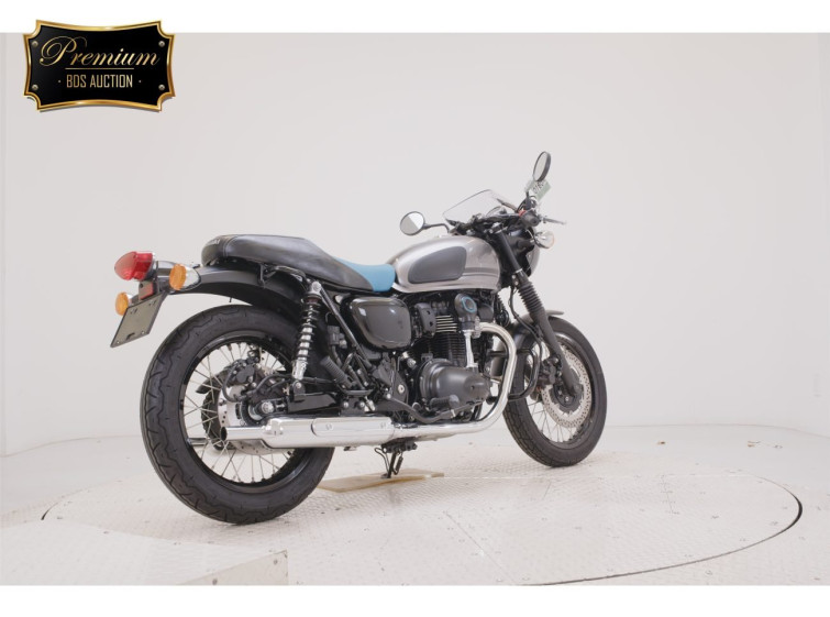 Мотоцикл Kawasaki W800 з пробігом 1385 km з пробігом 1385 km