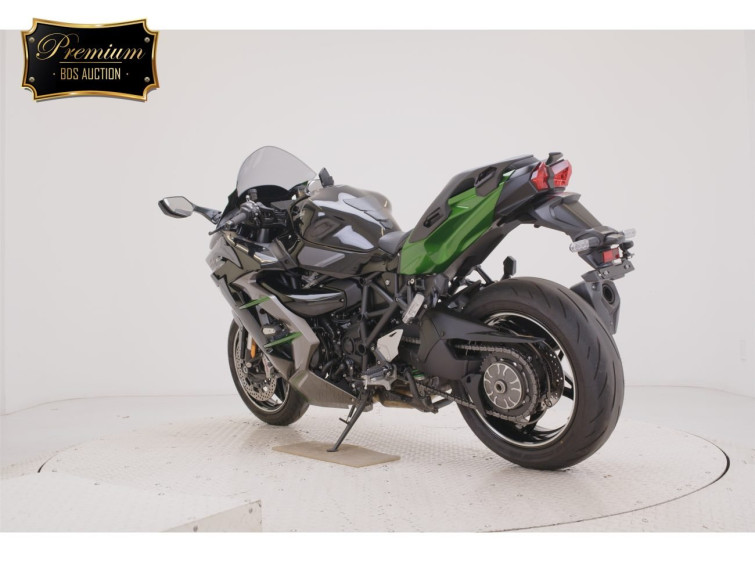 Мотоцикл Kawasaki NINJA H2 SX с пробегом 3445 km с пробегом 3445 km